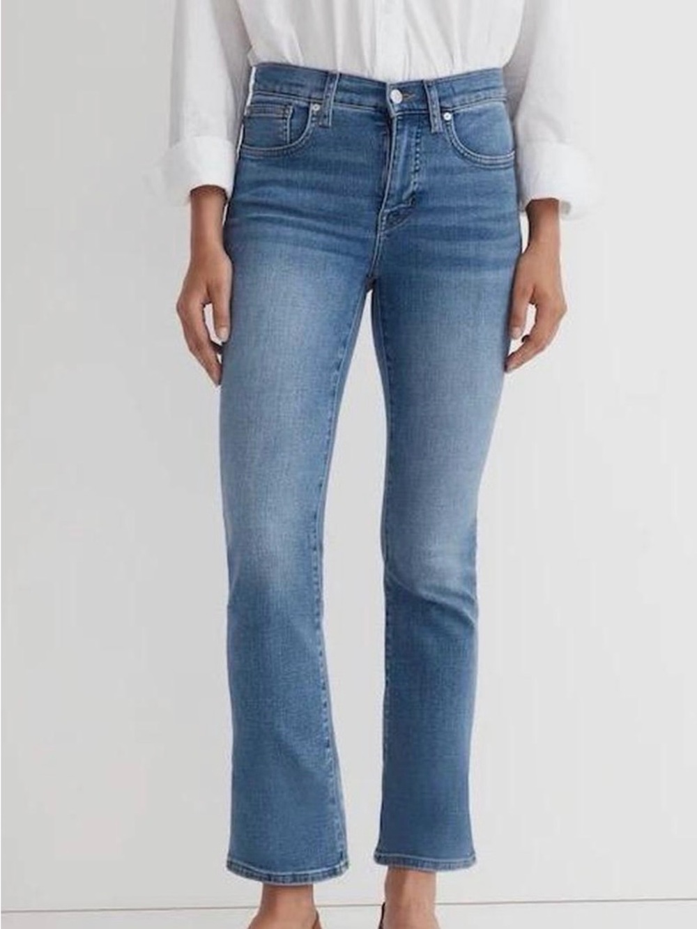 Madewell mid rise kick out Jean medium wash
